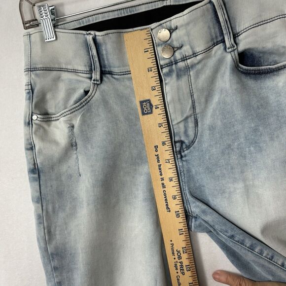 Apt 9 Capri Skinny Jeans Mid Rise Light Wash Distressed Cuffed - Picture 7 of 11